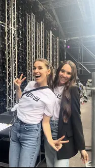 Isabella backstage at Wired Next Fest with a colleague